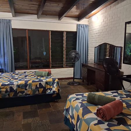 Bushpigs Haven Apartment Japaratinga Ngoại thất bức ảnh