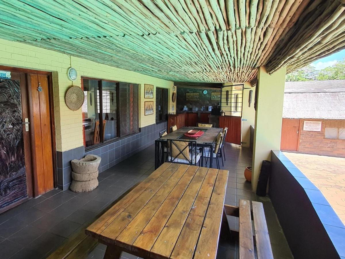 Bushpigs Haven Apartment Japaratinga Ngoại thất bức ảnh