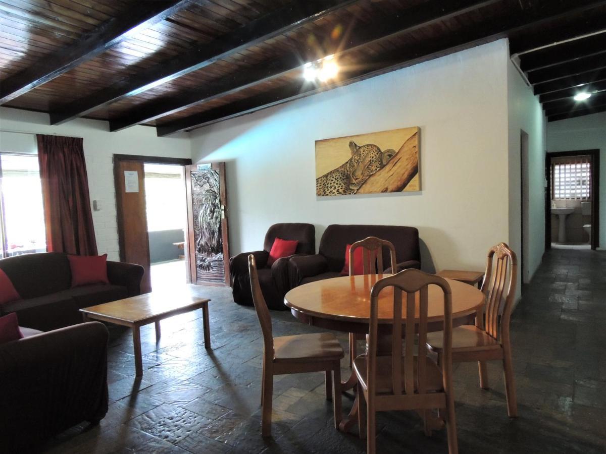 Bushpigs Haven Apartment Japaratinga Ngoại thất bức ảnh